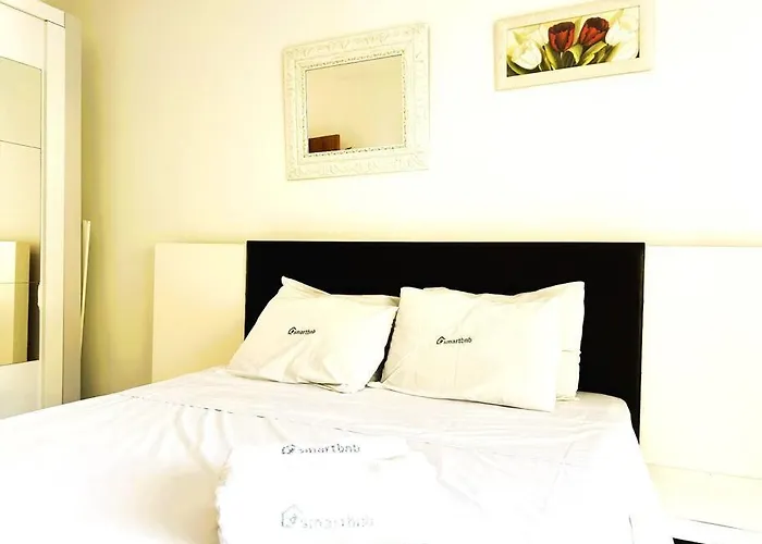 Apartamento Com Estrutura De Hotel Em Copacabana